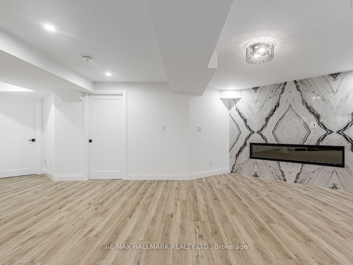 Lower-26 Amanda Avenue, Whitby, ON, L1M 1K4 - 10