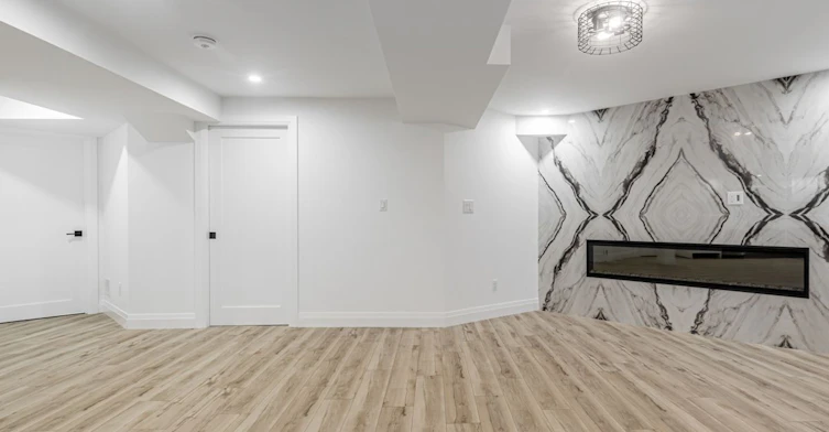 Lower-26 Amanda Avenue, Whitby, ON, L1M 1K4 - 10
