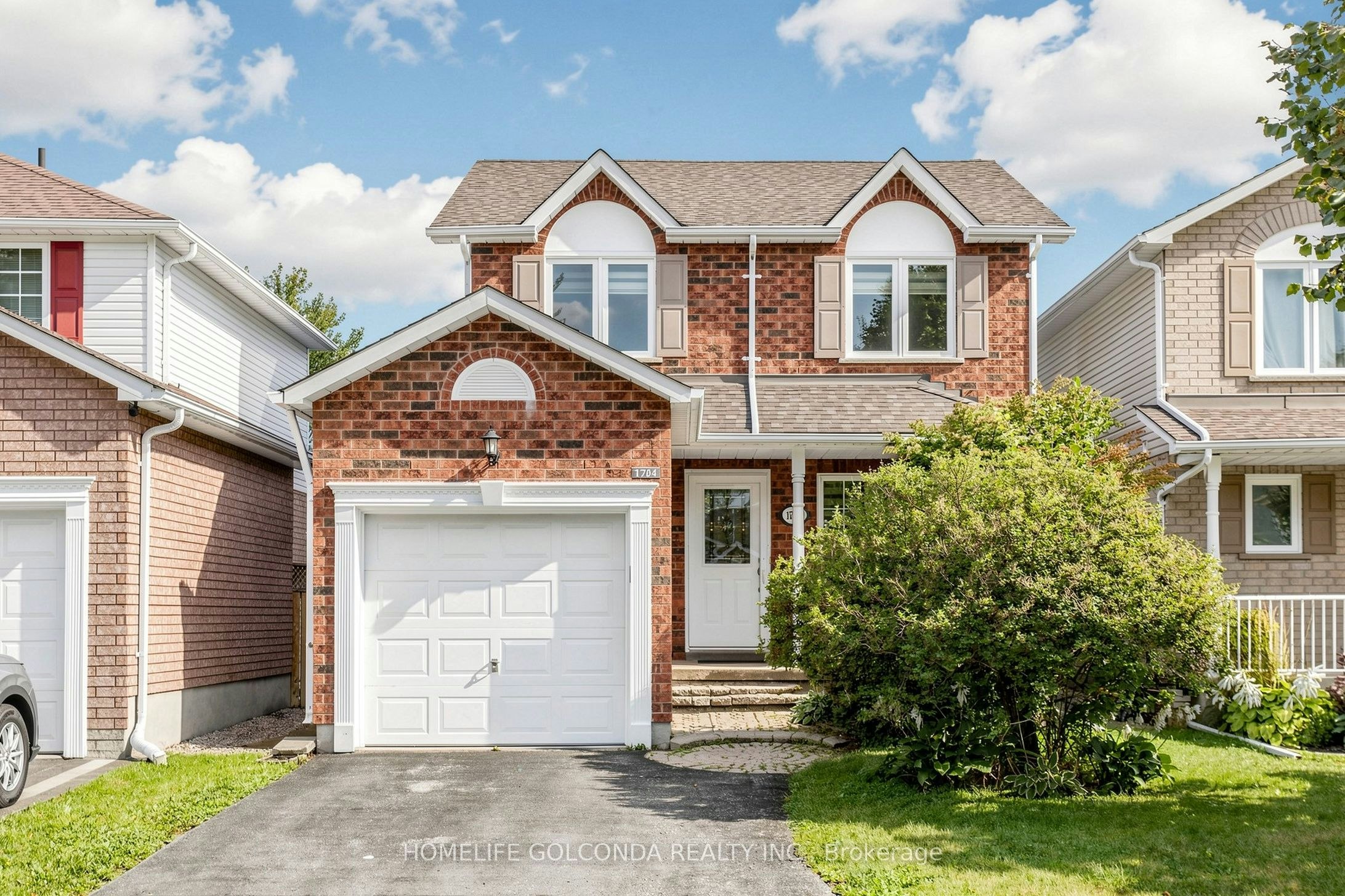 1704 Canadore Crescent, Oshawa, ON, L1G 8A7