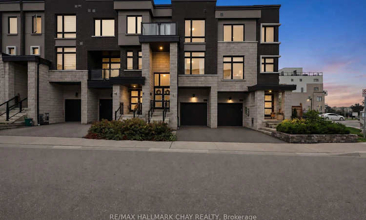 2526 Castlegate Crossing