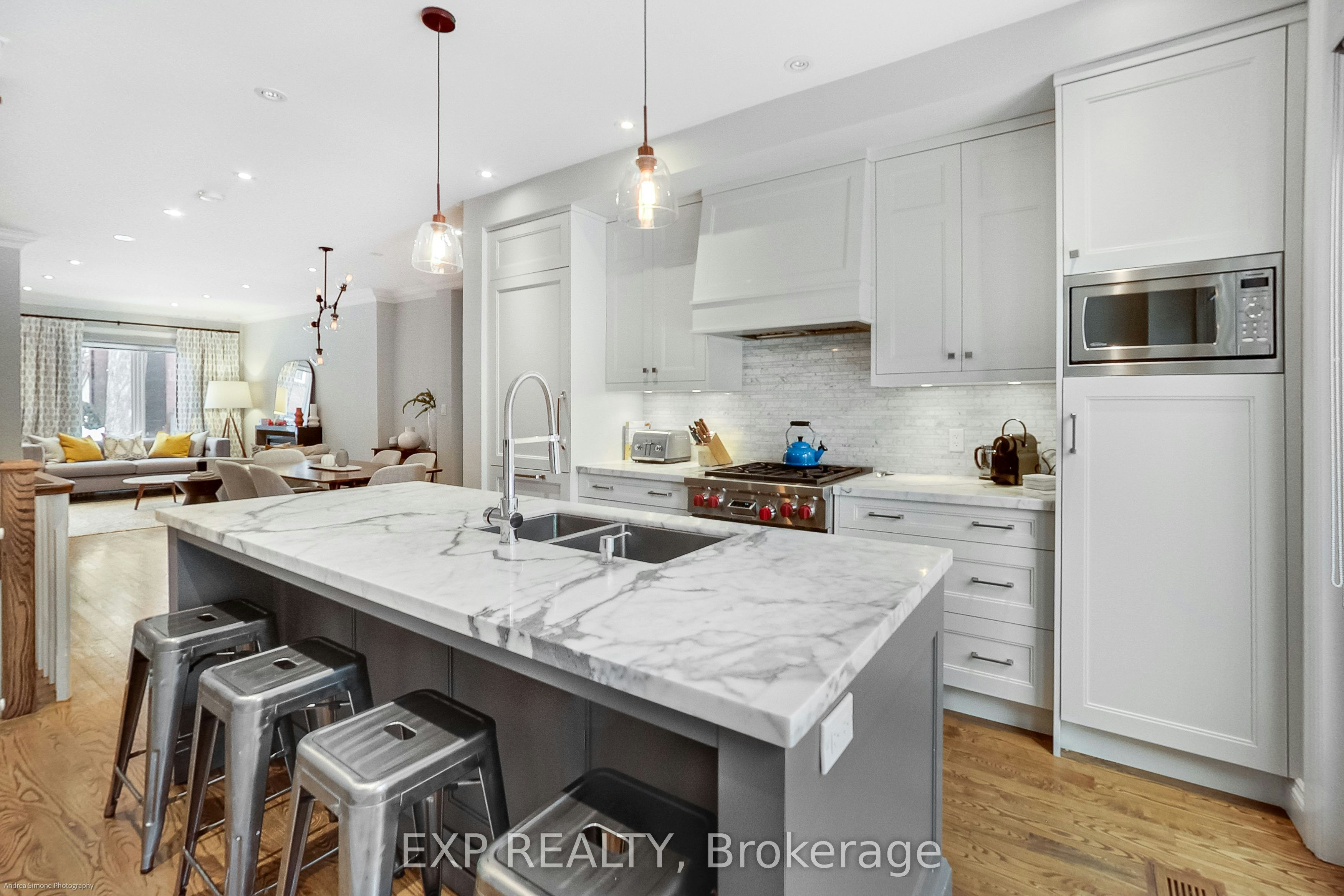 64 West Avenue, Toronto, ON, M4M 2L8 - 13