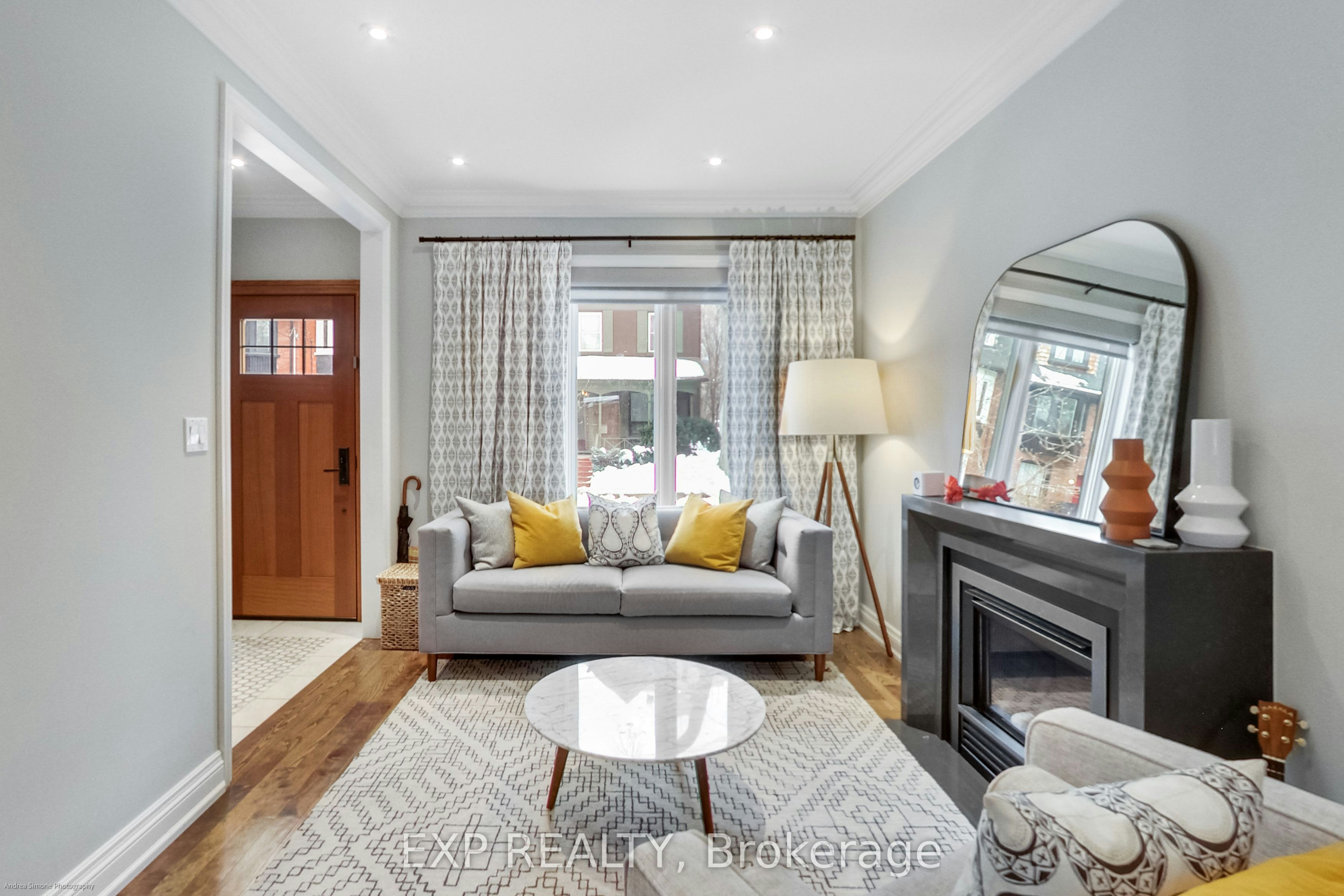 64 West Avenue, Toronto, ON, M4M 2L8 - 3