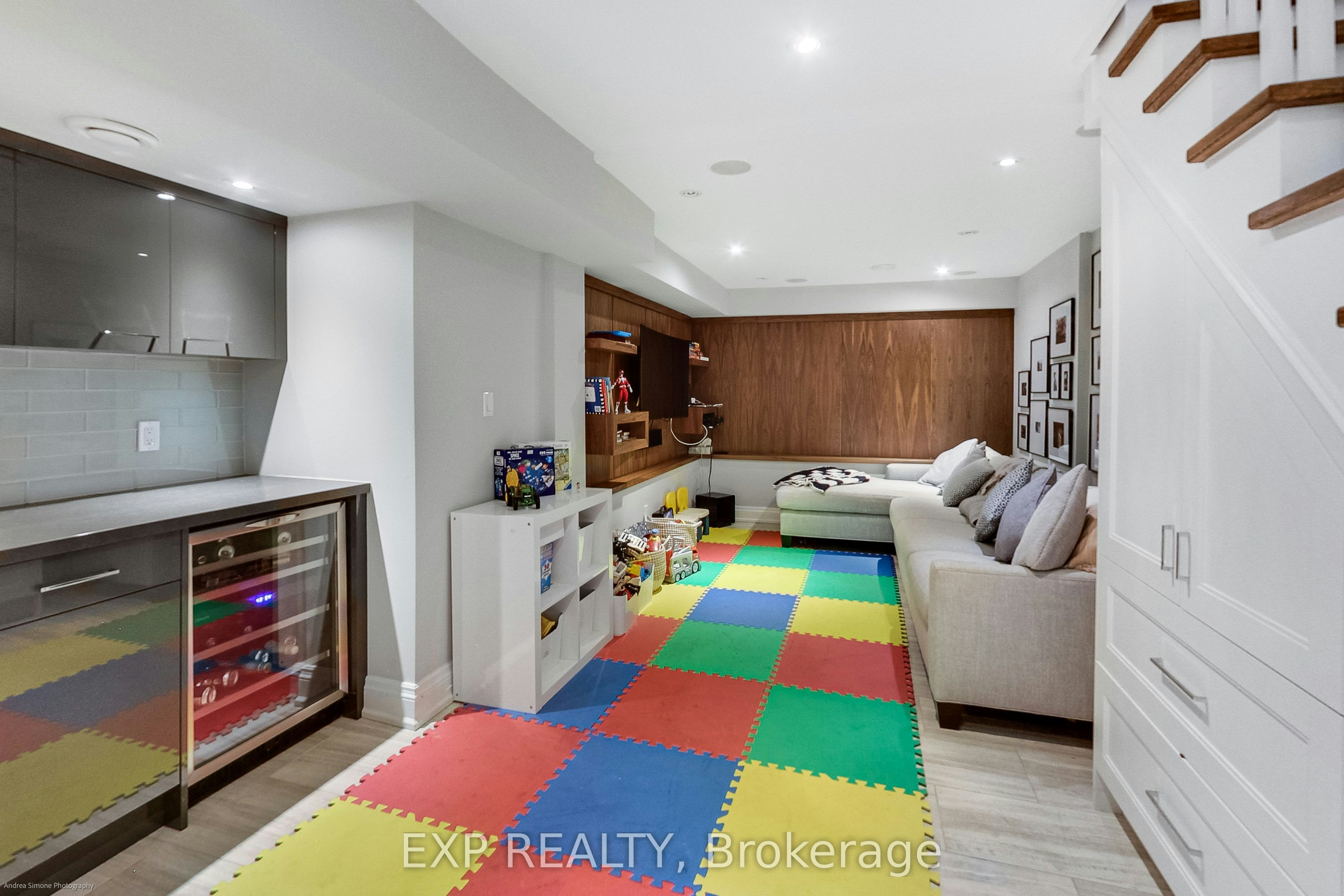 64 West Avenue, Toronto, ON, M4M 2L8 - 30