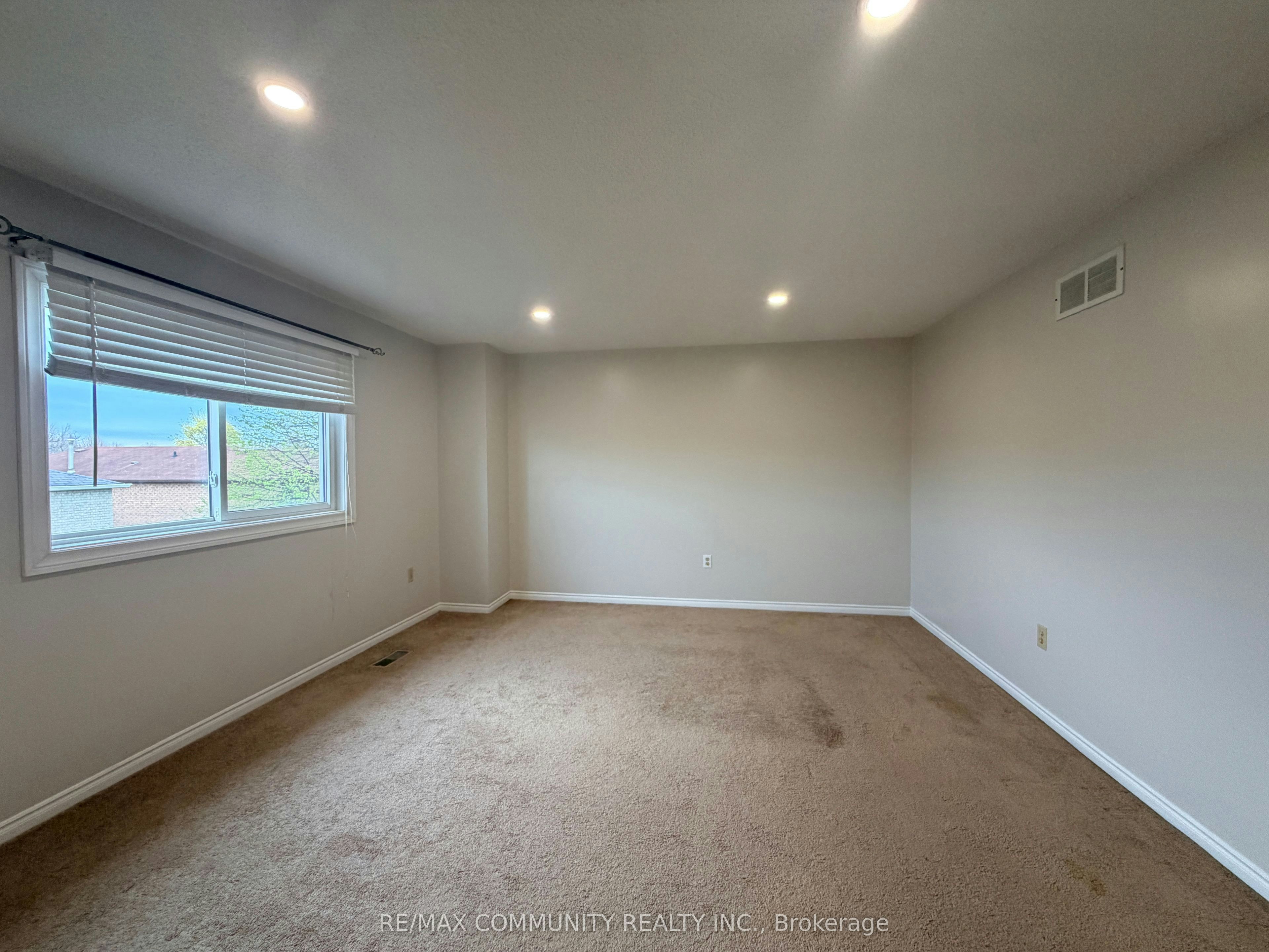 Main-65 Hewitt Crescent, Ajax, ON, L1S 7A6 - 14