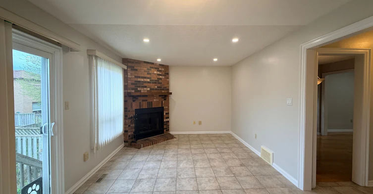 Main-65 Hewitt Crescent, Ajax, ON, L1S 7A6 - 11