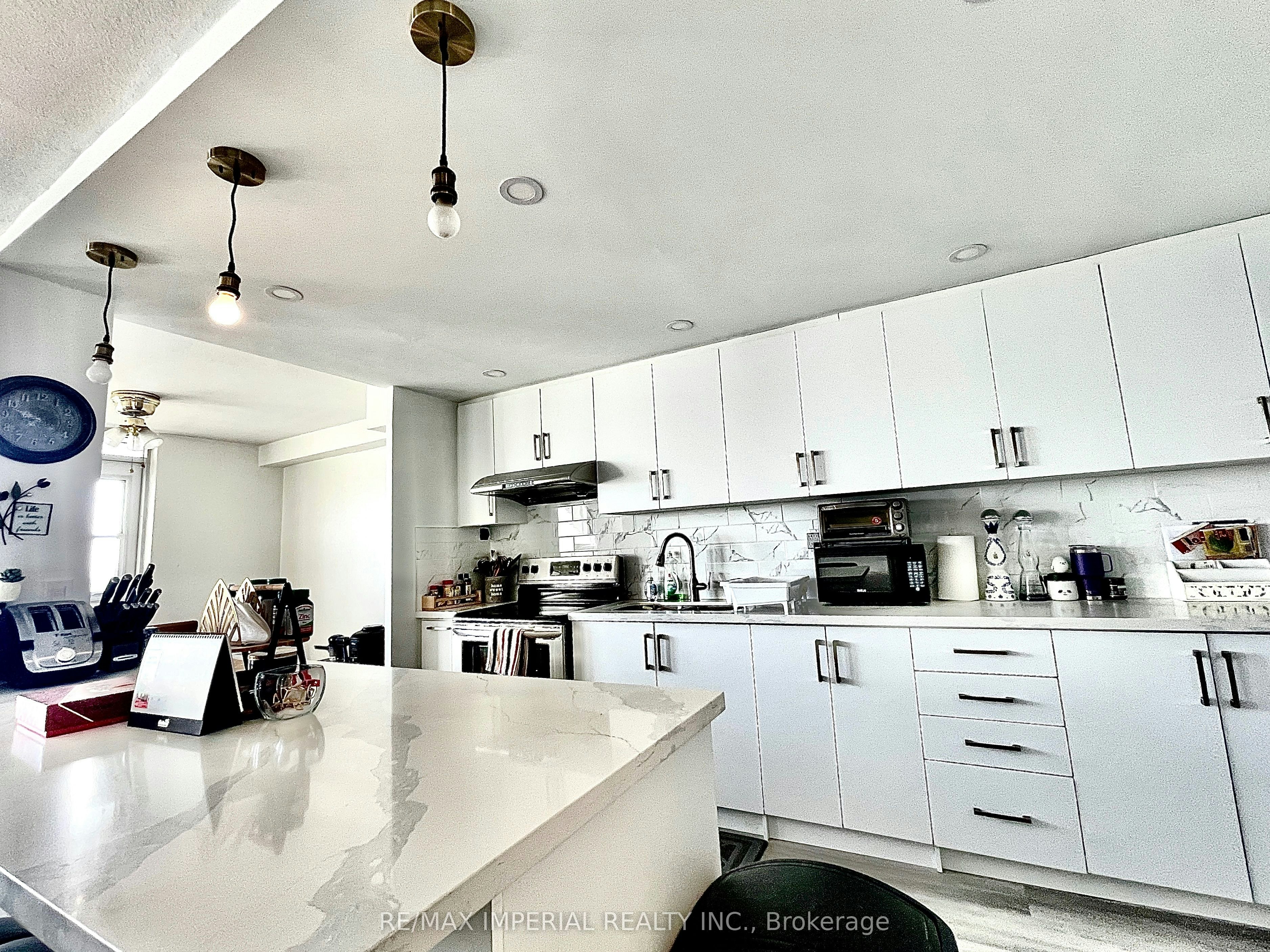 1807-270 Palmdale Drive, Toronto, ON, M1T 3N8 - 5