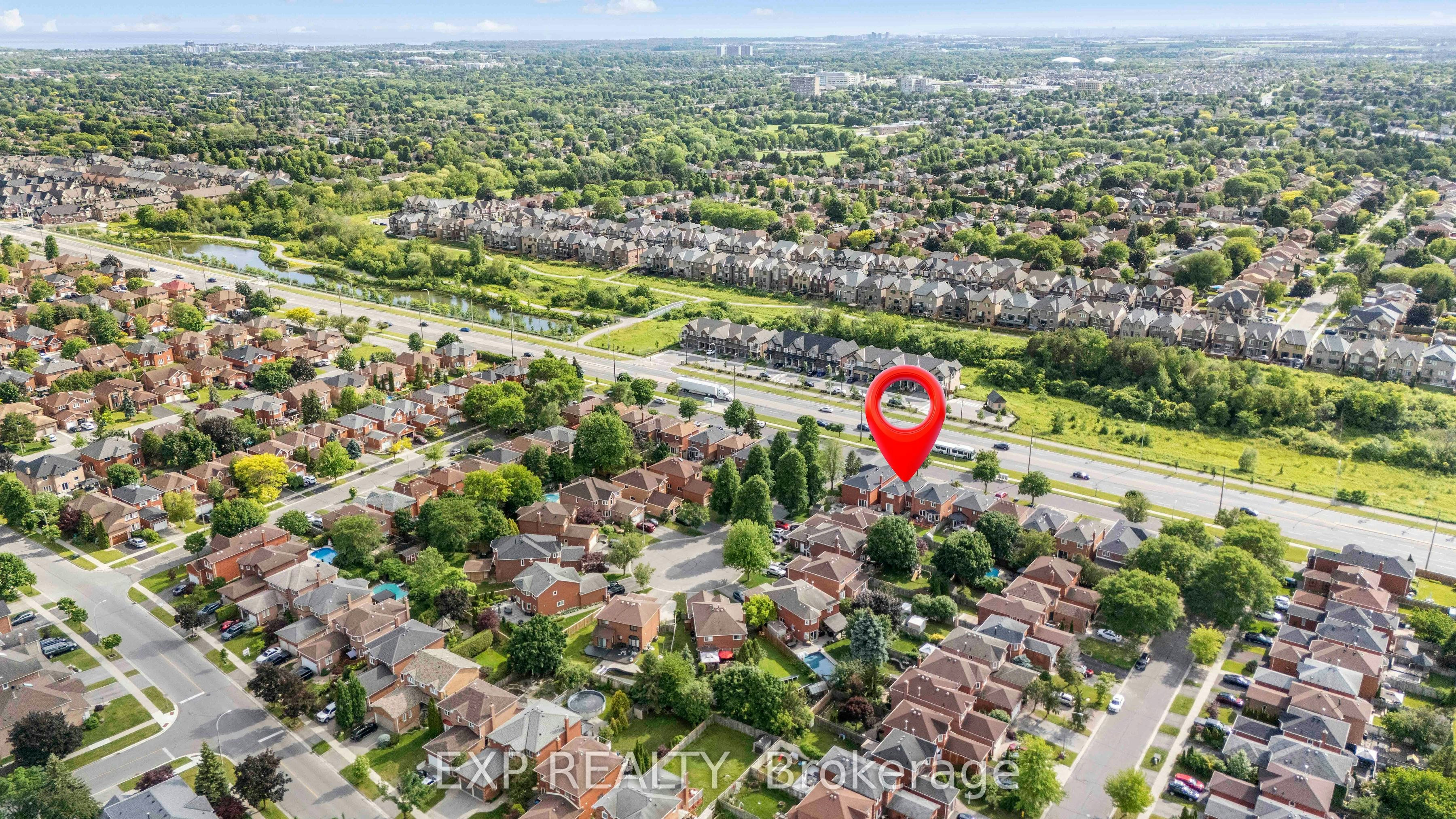 UPPER-42 Fieldnest Crescent, Whitby, ON, L1R 1Z6 - 34