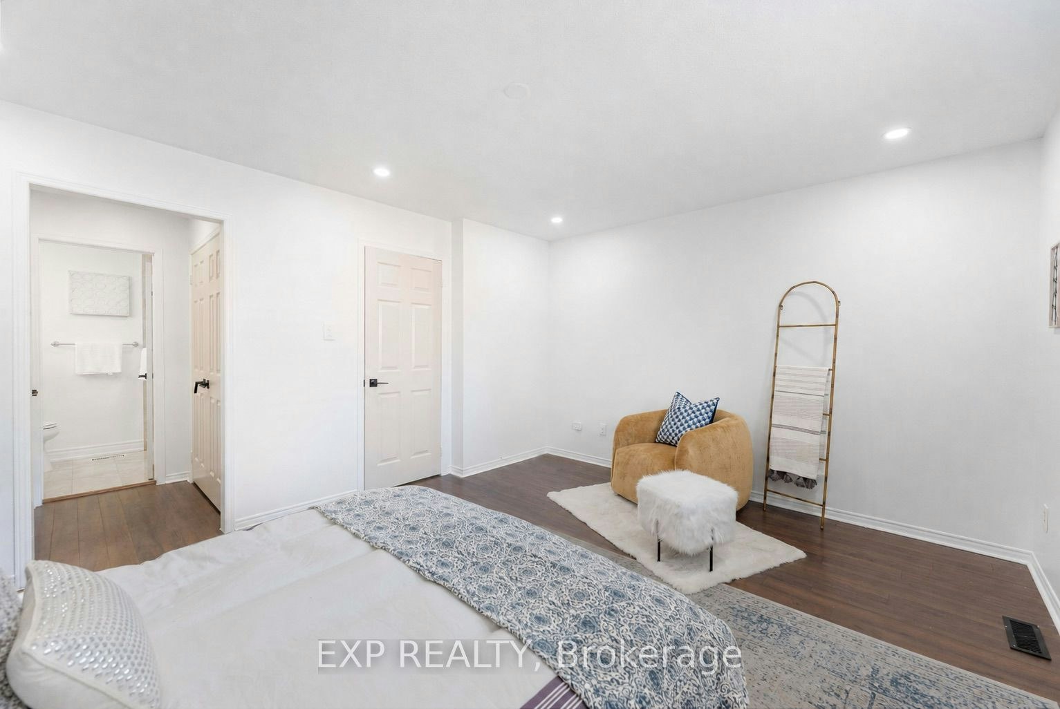 UPPER-42 Fieldnest Crescent, Whitby, ON, L1R 1Z6 - 13