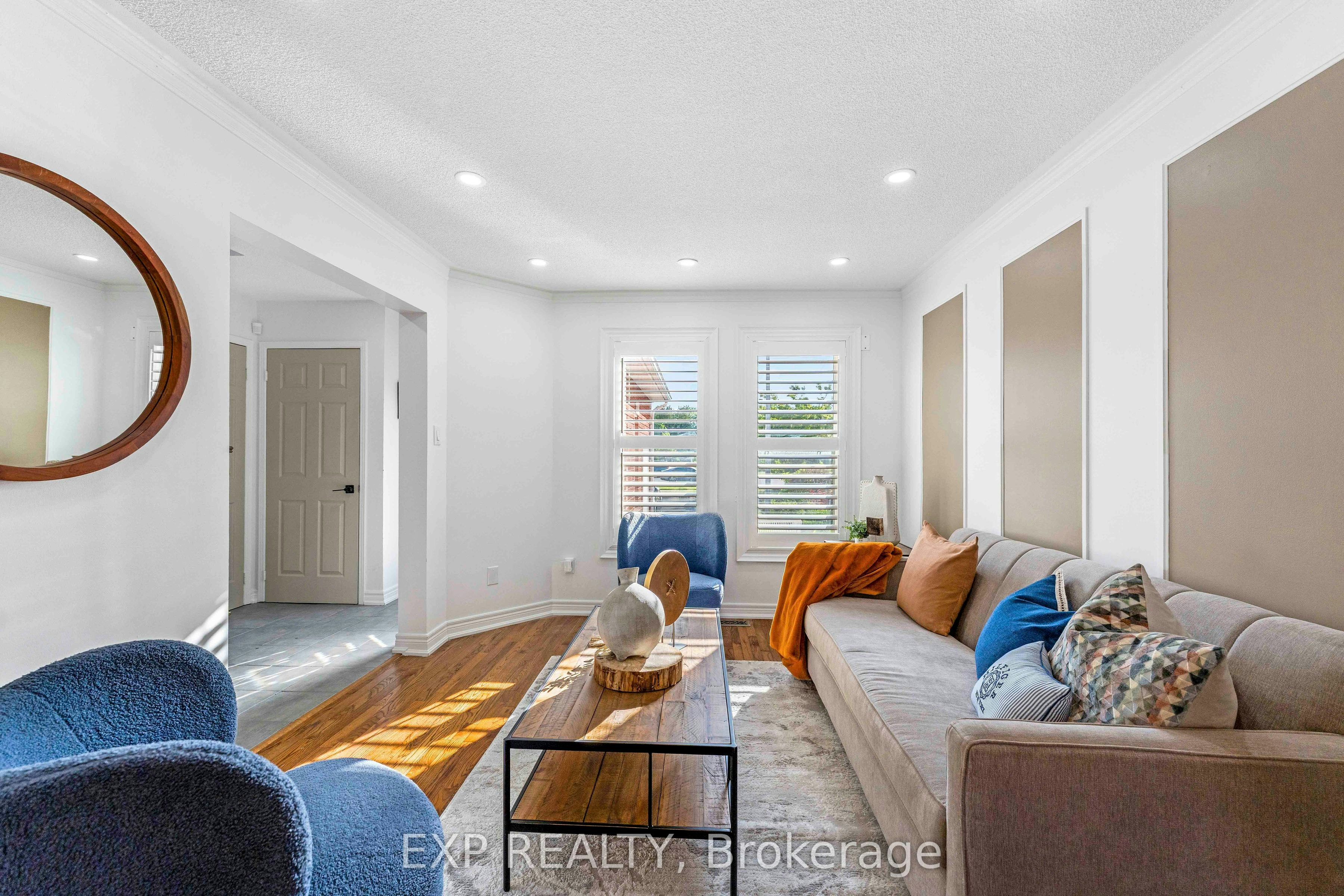 UPPER-42 Fieldnest Crescent, Whitby, ON, L1R 1Z6 - 3