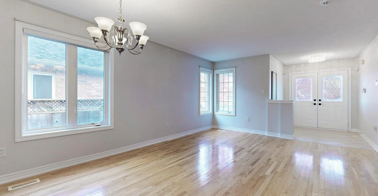 29 Pardon Ave Avenue, Whitby, ON, L1P 1V1 - 2