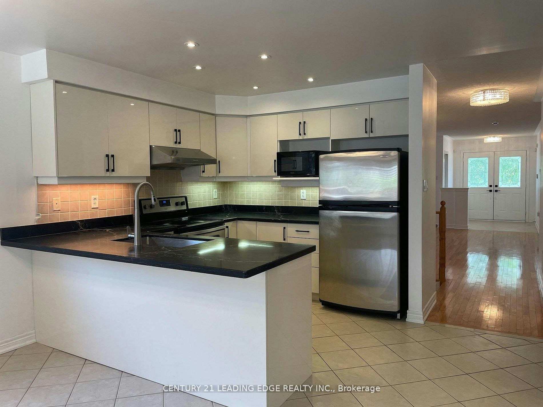 29 Pardon Ave Avenue, Whitby, ON, L1P 1V1 - 7