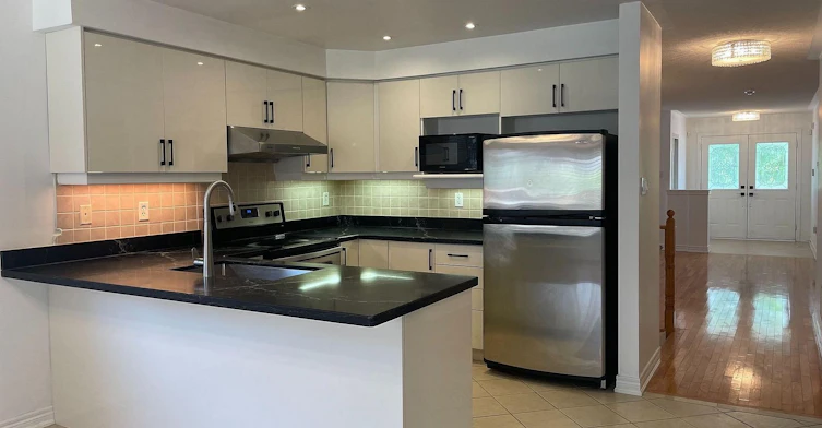 29 Pardon Ave Avenue, Whitby, ON, L1P 1V1 - 7