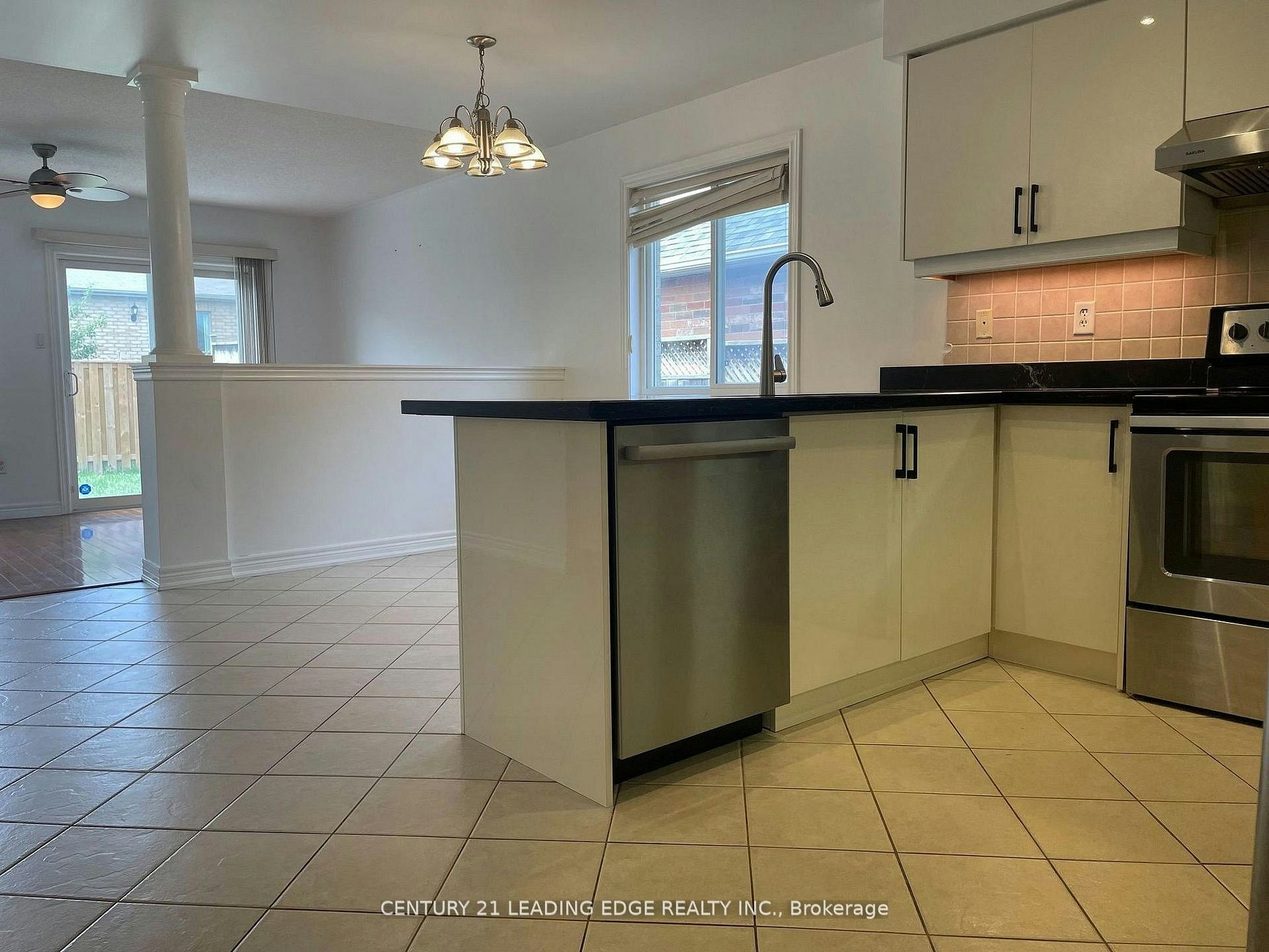 29 Pardon Ave Avenue, Whitby, ON, L1P 1V1 - 9