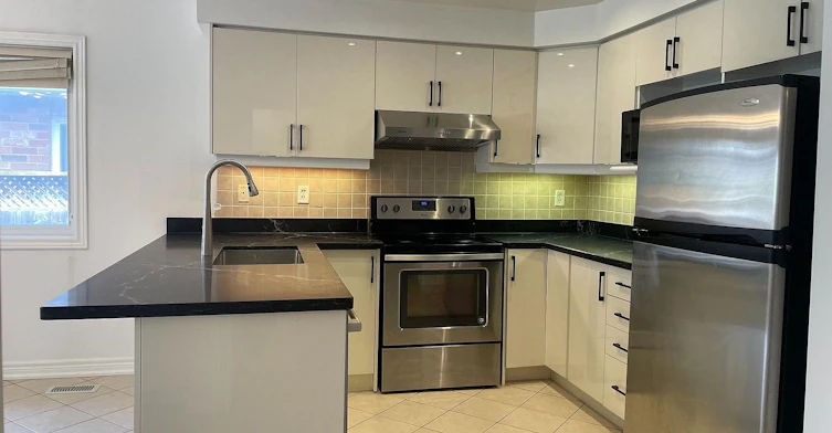 29 Pardon Ave Avenue, Whitby, ON, L1P 1V1 - 5