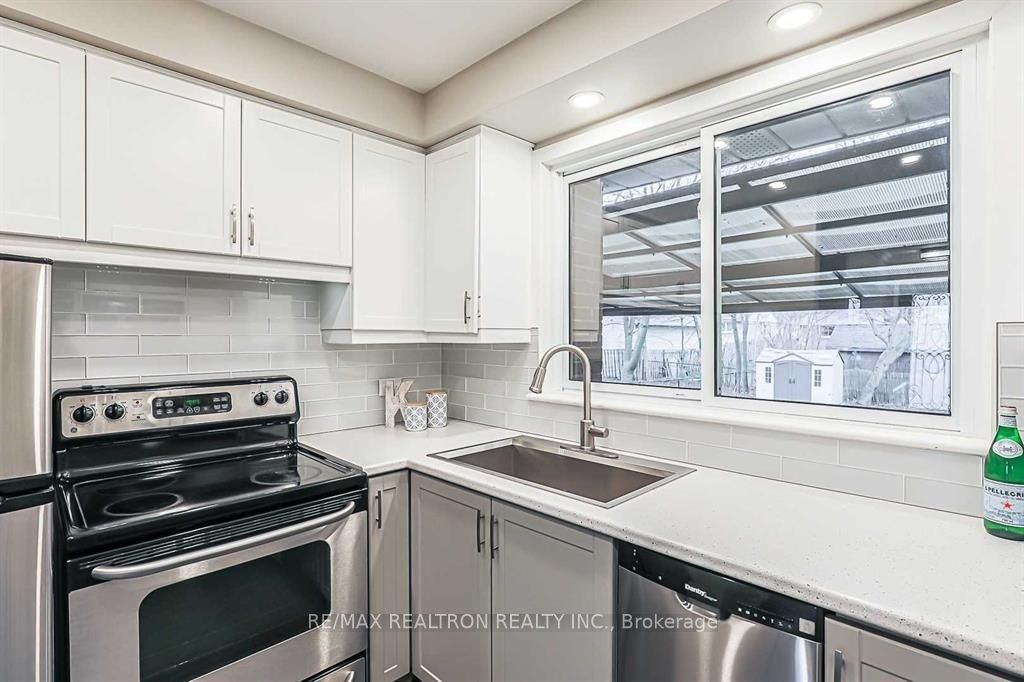 917 Henry Street, Whitby, ON, L1N 5E6 - 13