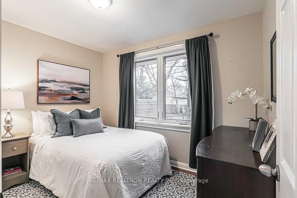 917 Henry Street, Whitby, ON, L1N 5E6 - 15