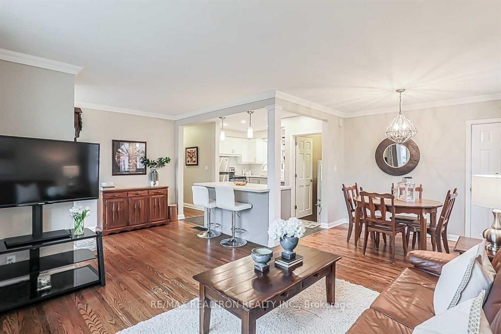 917 Henry Street, Whitby, ON, L1N 5E6 - 9