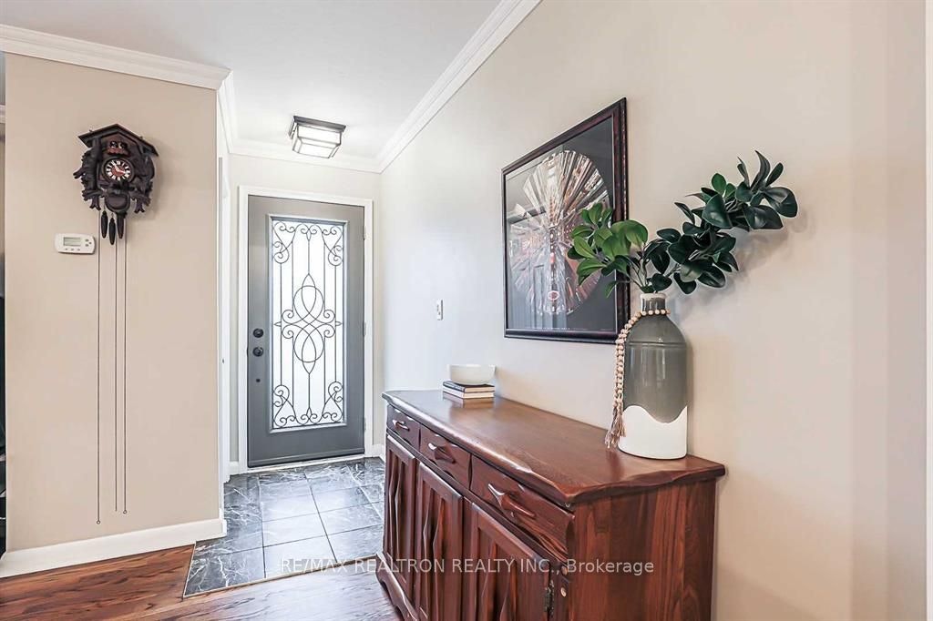 917 Henry Street, Whitby, ON, L1N 5E6 - 3