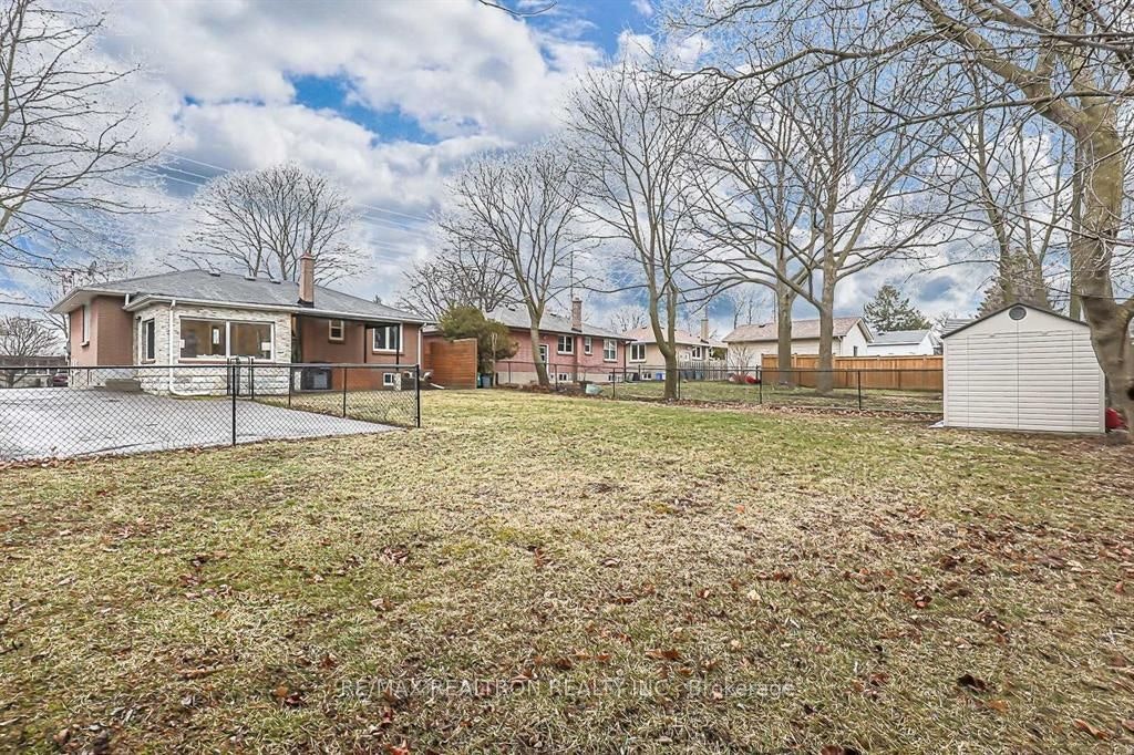 917 Henry Street, Whitby, ON, L1N 5E6 - 32