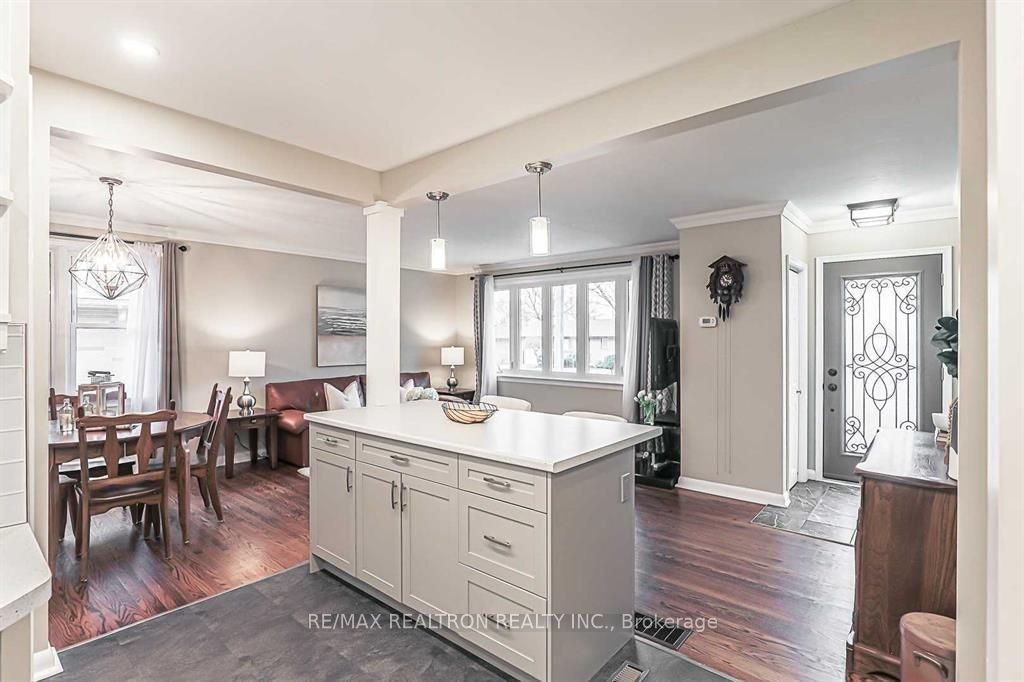 917 Henry Street, Whitby, ON, L1N 5E6 - 14