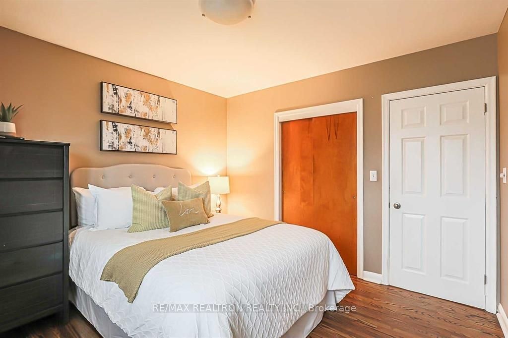 917 Henry Street, Whitby, ON, L1N 5E6 - 17