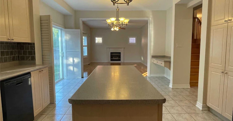 18 Hoppe Street, Ajax, ON, L1Z 1N5 - 8
