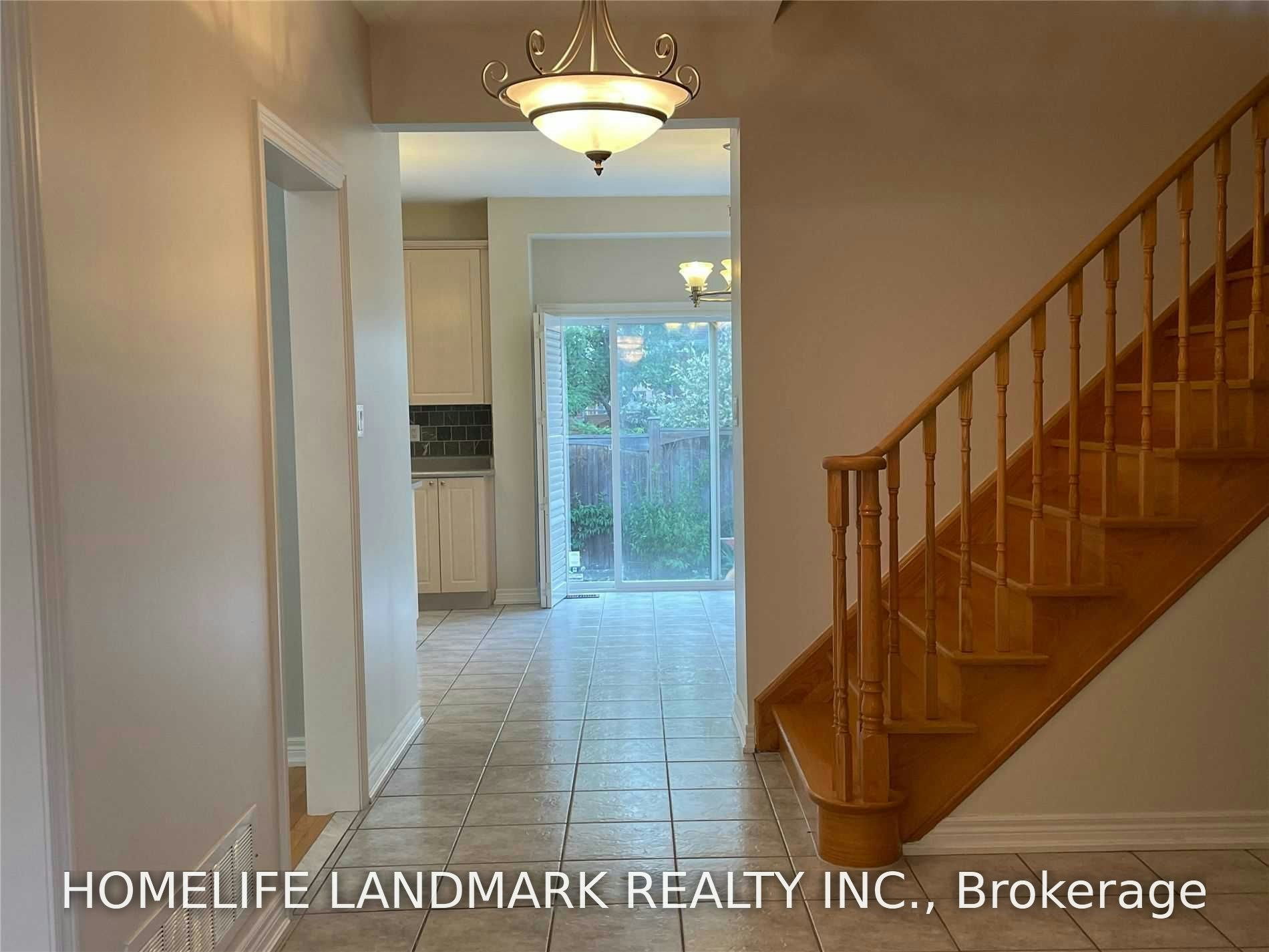 18 Hoppe Street, Ajax, ON, L1Z 1N5 - 2