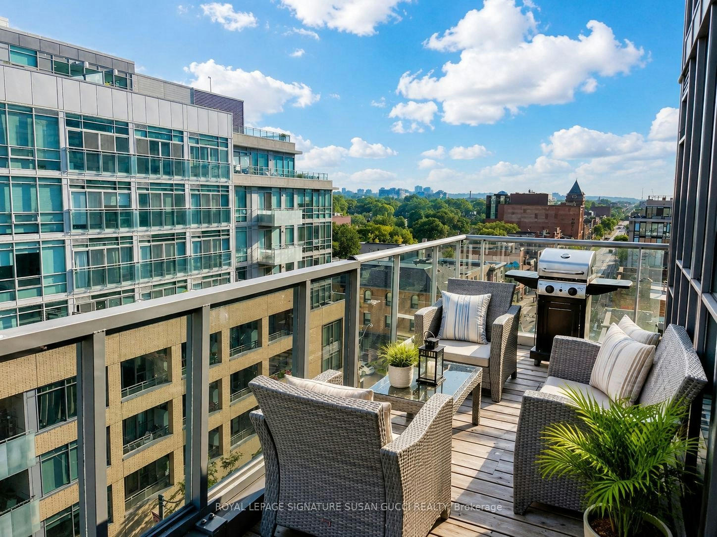 610-625 Queen Street E, Toronto, ON, M4M 1G7 - 10