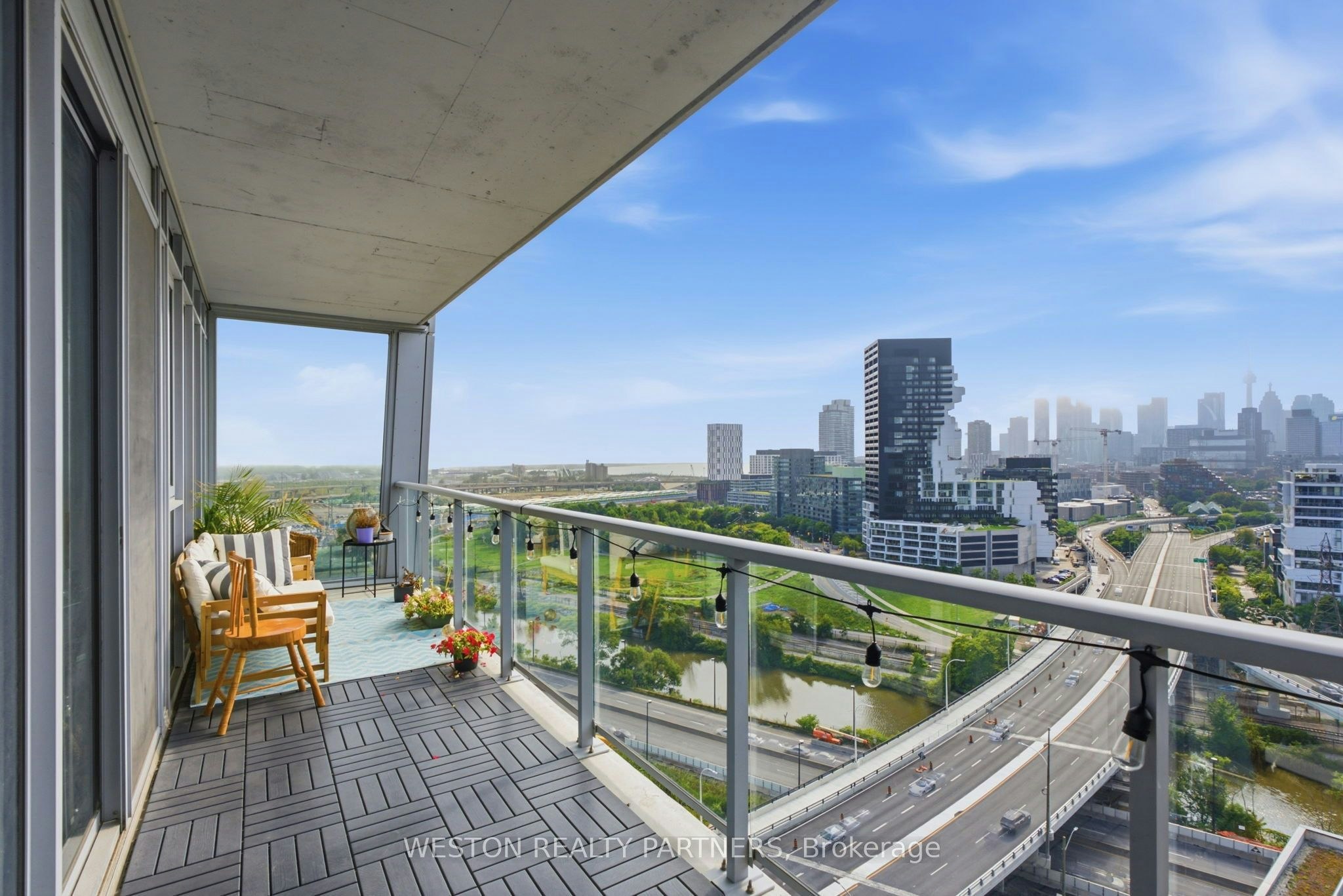 1607-15 Baseball Place, Toronto, ON, M4M 0E6 - 26