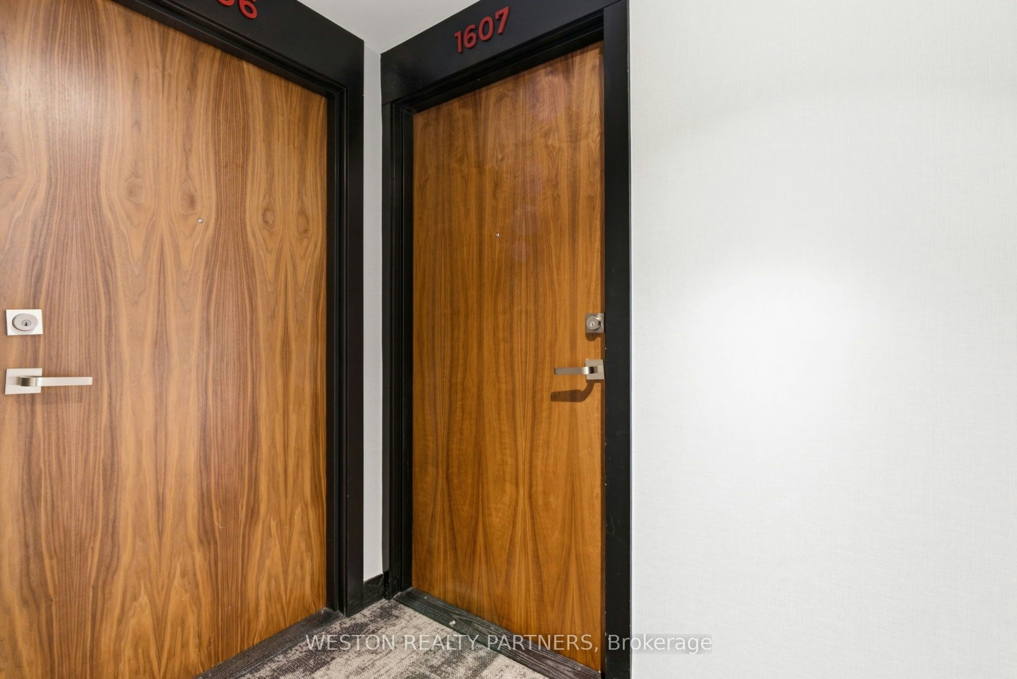 1607-15 Baseball Place, Toronto, ON, M4M 0E6 - 4
