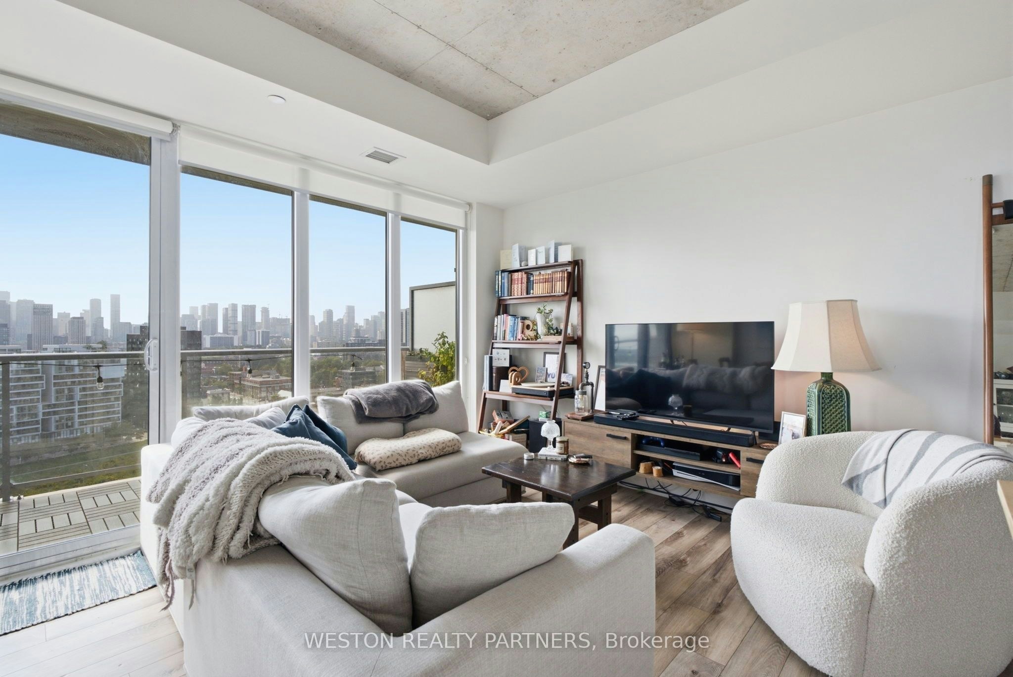 1607-15 Baseball Place, Toronto, ON, M4M 0E6 - 14