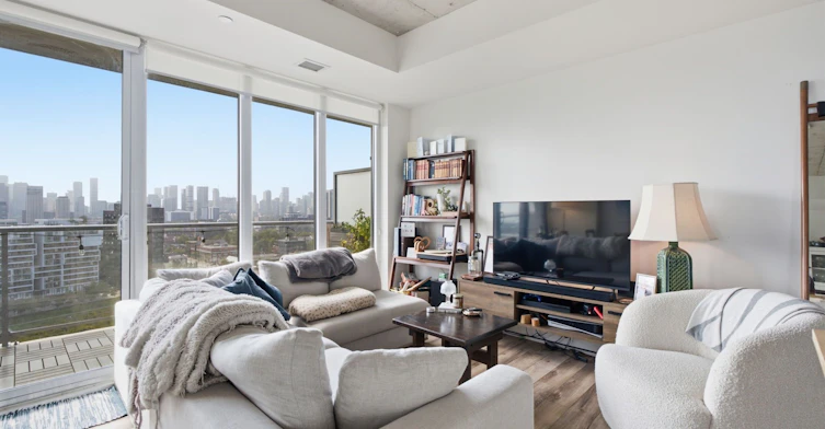 1607-15 Baseball Place, Toronto, ON, M4M 0E6 - 14