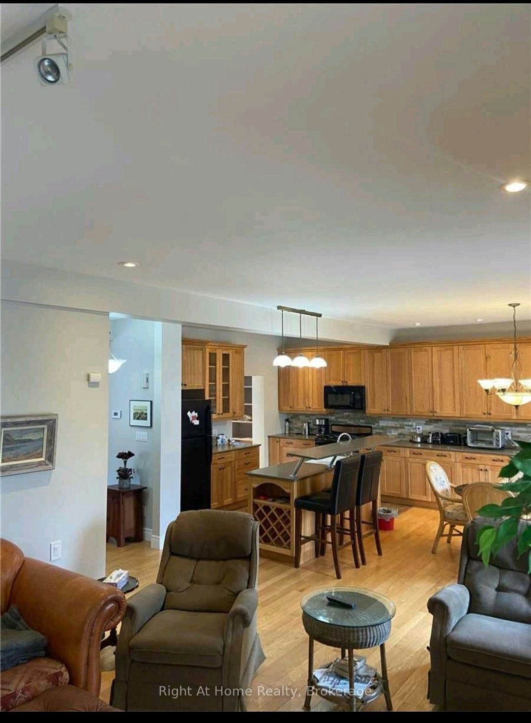 Main-40 Prospect Street, Clarington, ON, L1C 3H1 - 4