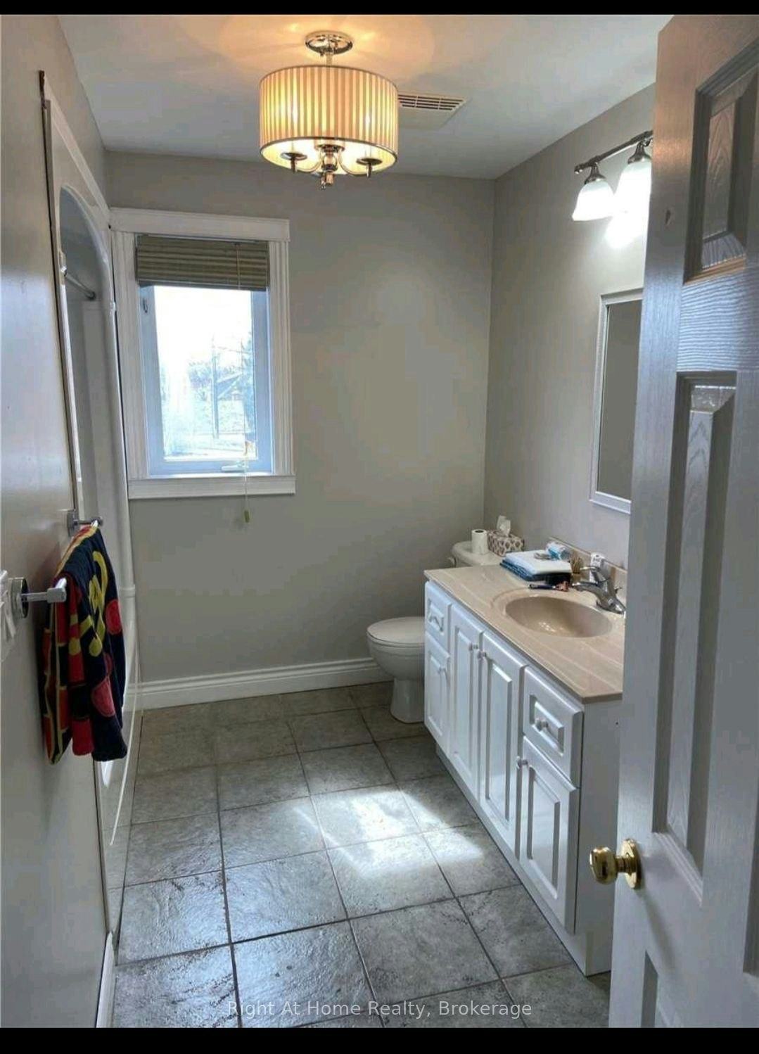 Main-40 Prospect Street, Clarington, ON, L1C 3H1 - 12
