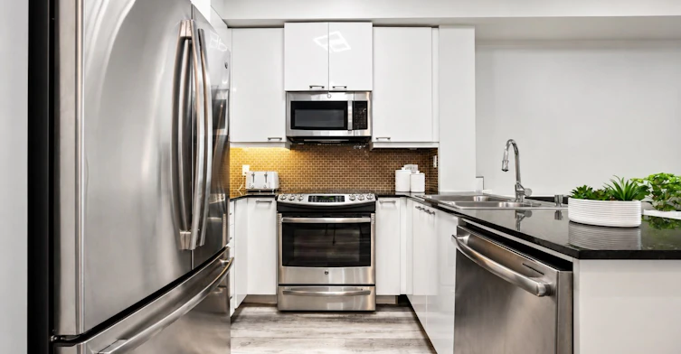 1328 Birchmount Road, Toronto, ON, M1R 0B6