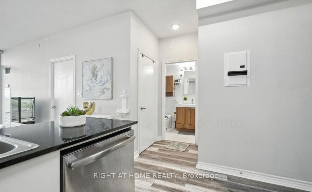 1328 Birchmount Road, Toronto, ON, M1R 0B6 - 7