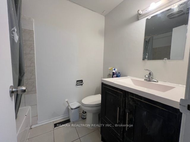 Upper-47 Horseley Hill Drive, Toronto, ON, M1B 1W4 - 9