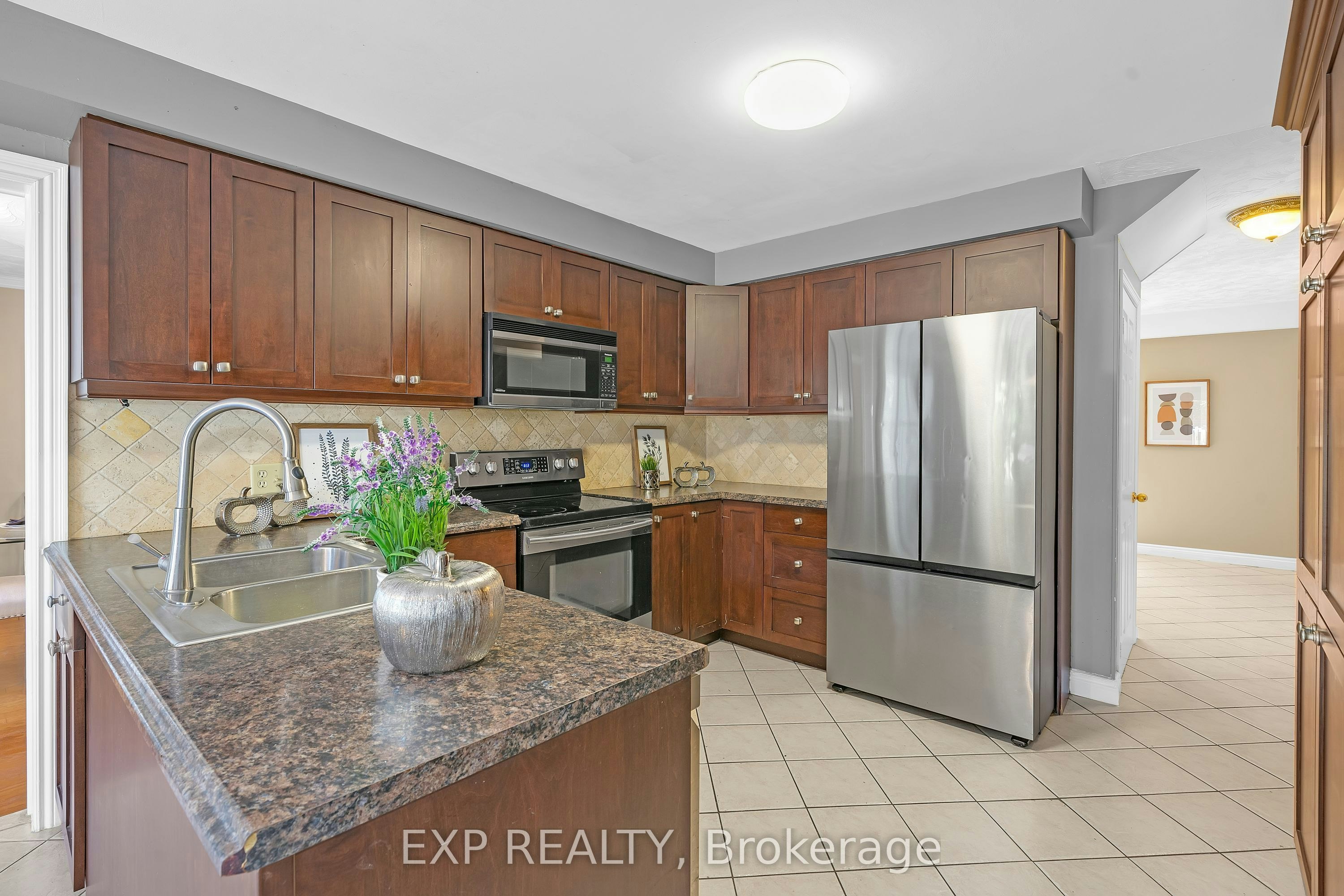 955 Snowbird Street, Oshawa, ON, L1J 8J8 - 16