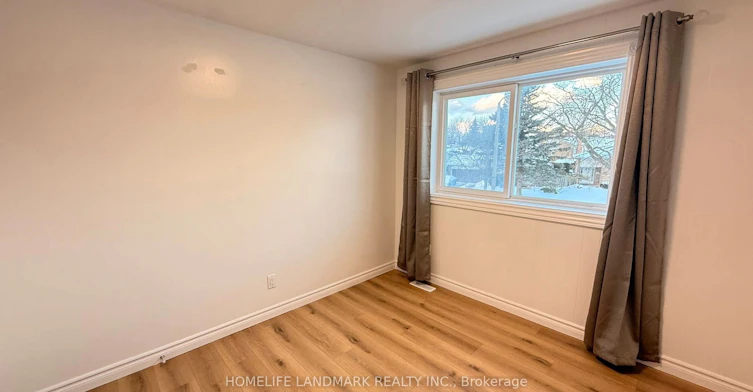 26 Kentish Crescent, Toronto, ON, M1S 2Z4 - 27