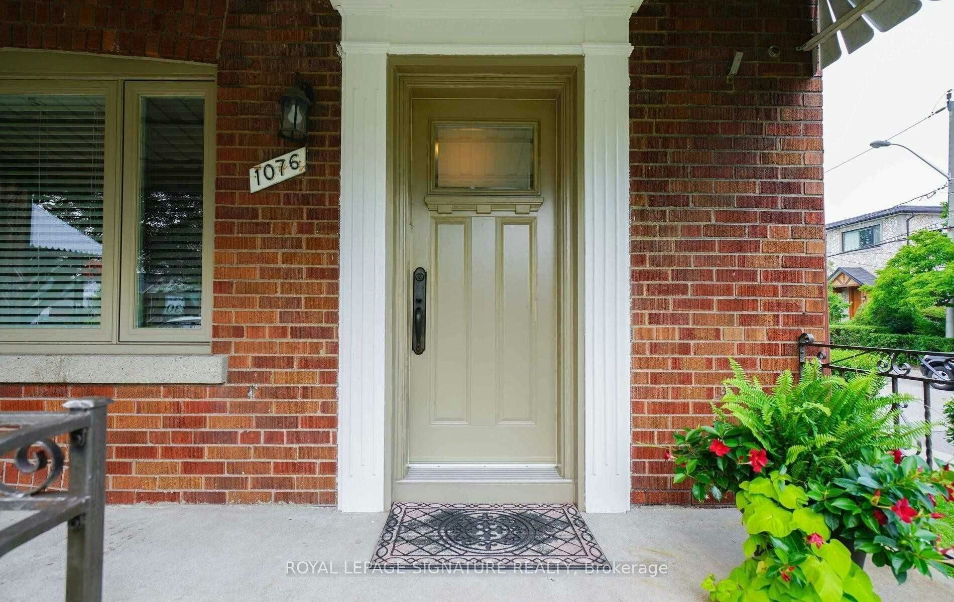 1076 Greenwood Avenue, Toronto, ON, M4J 4E3 - 2