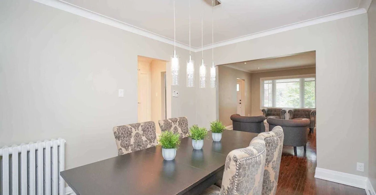 1076 Greenwood Avenue, Toronto, ON, M4J 4E3 - 8