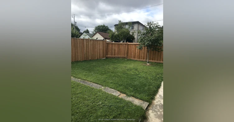 1076 Greenwood Avenue, Toronto, ON, M4J 4E3 - 25