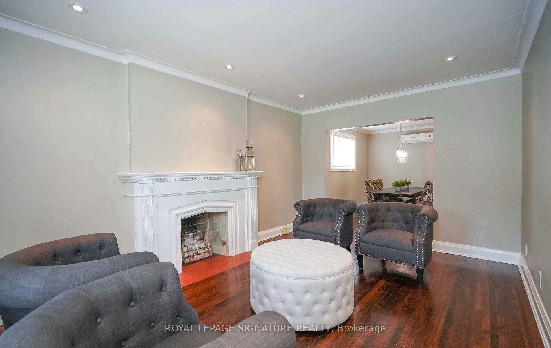 1076 Greenwood Avenue, Toronto, ON, M4J 4E3 - 6