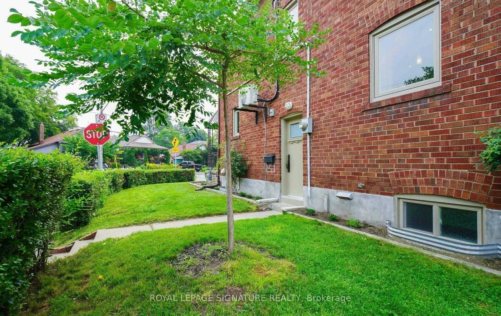 1076 Greenwood Avenue, Toronto, ON, M4J 4E3 - 24