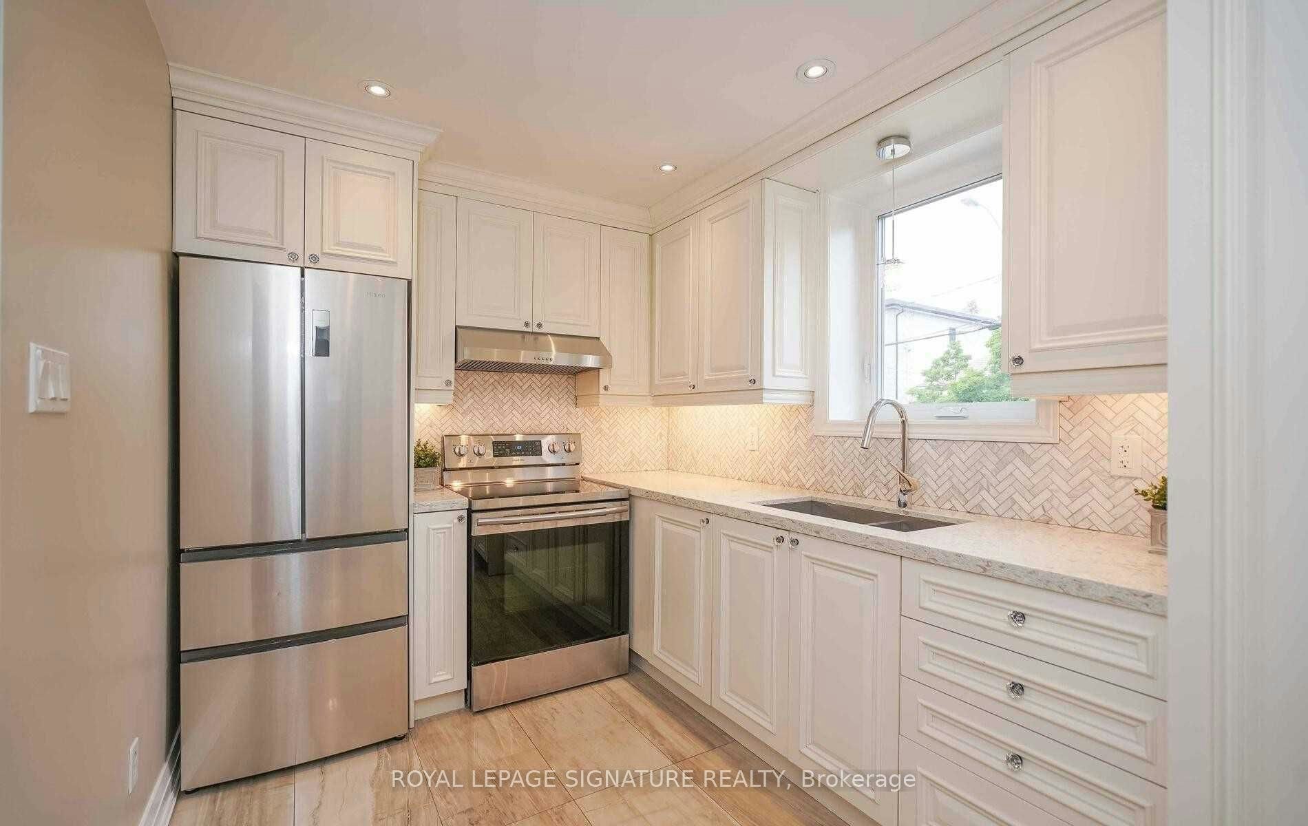 1076 Greenwood Avenue, Toronto, ON, M4J 4E3 - 10