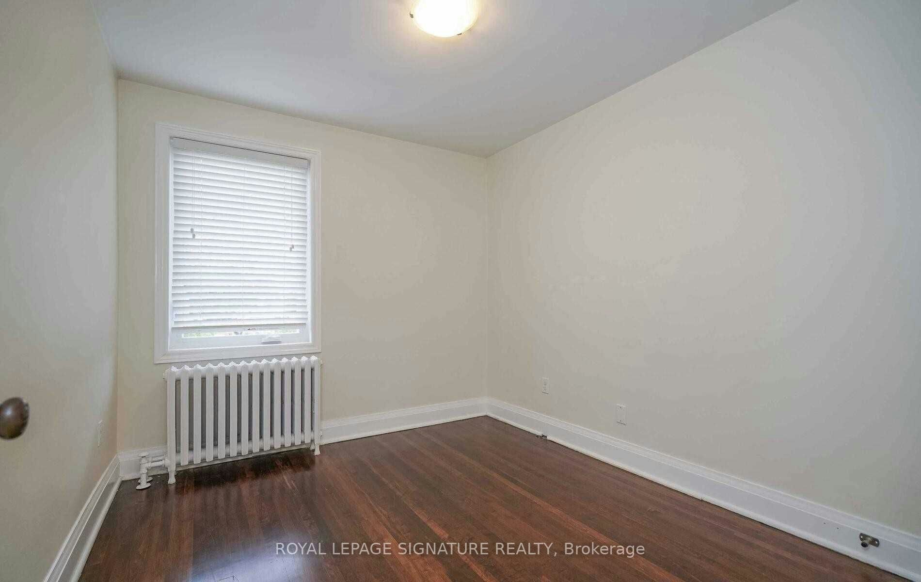 1076 Greenwood Avenue, Toronto, ON, M4J 4E3 - 15