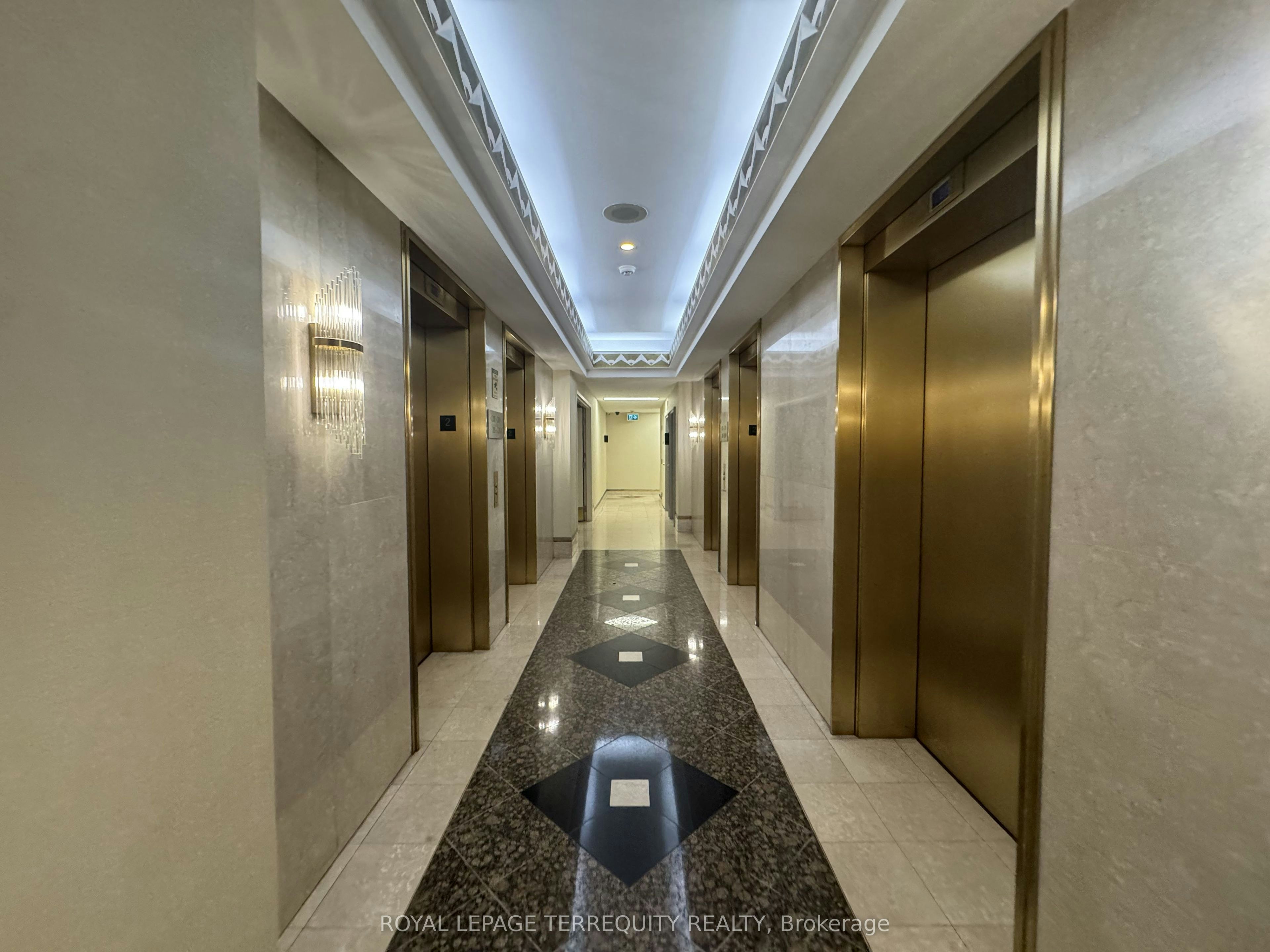PH9-88 Corporate Drive, Toronto, ON, M1H 3G6 - 20