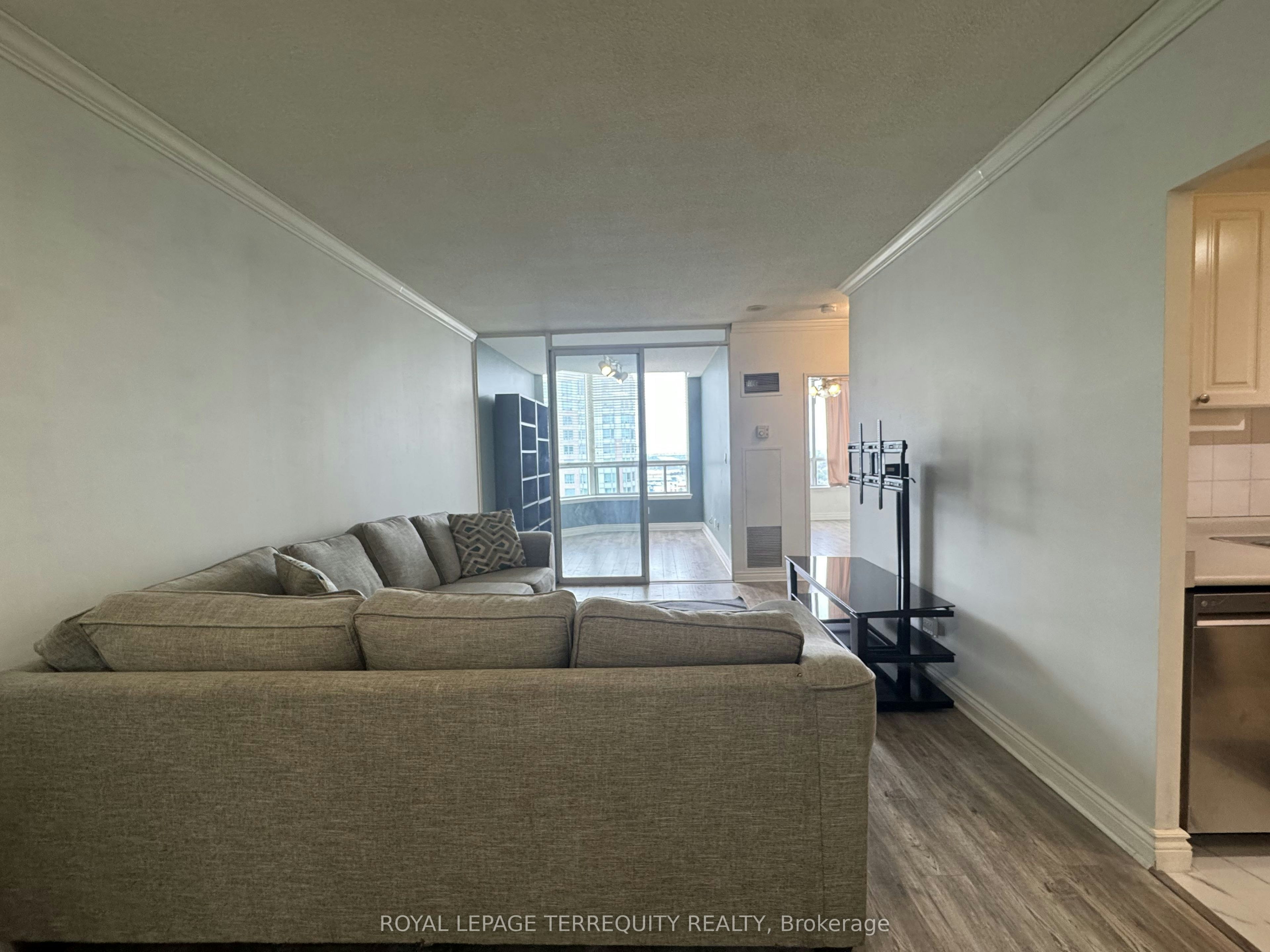 PH9-88 Corporate Drive, Toronto, ON, M1H 3G6 - 3