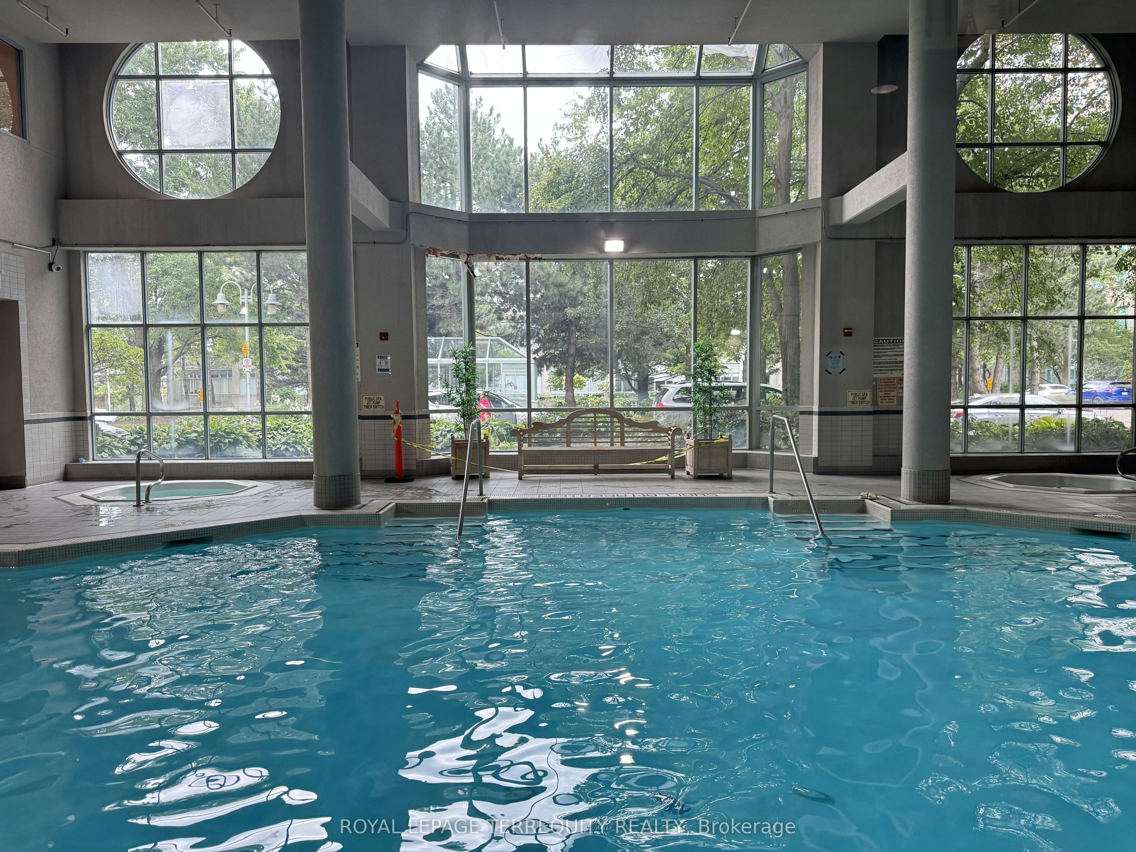PH9-88 Corporate Drive, Toronto, ON, M1H 3G6 - 16