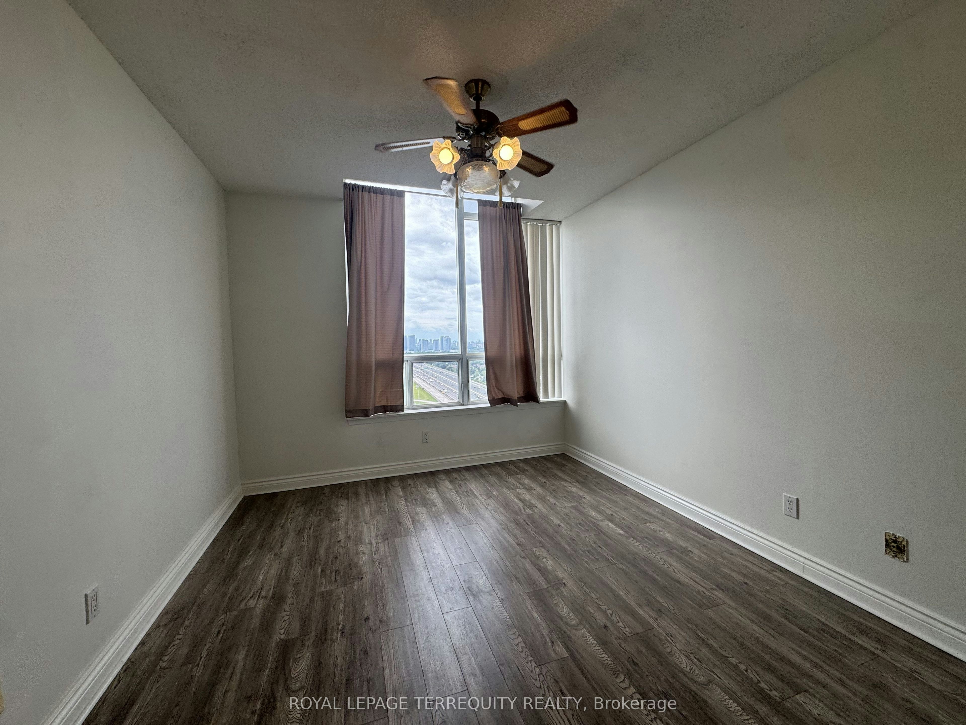 PH9-88 Corporate Drive, Toronto, ON, M1H 3G6 - 7